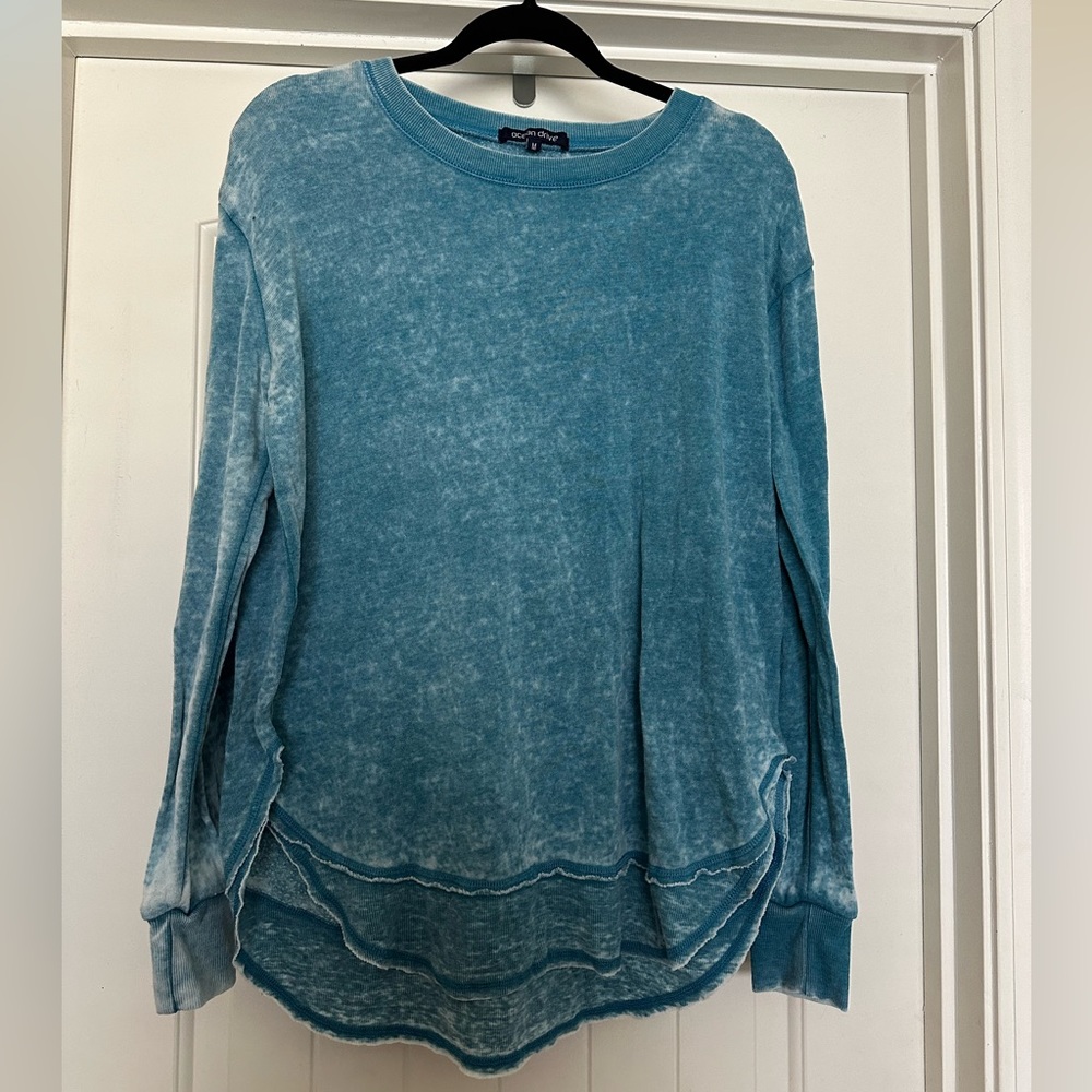 teal lightweight crewneck